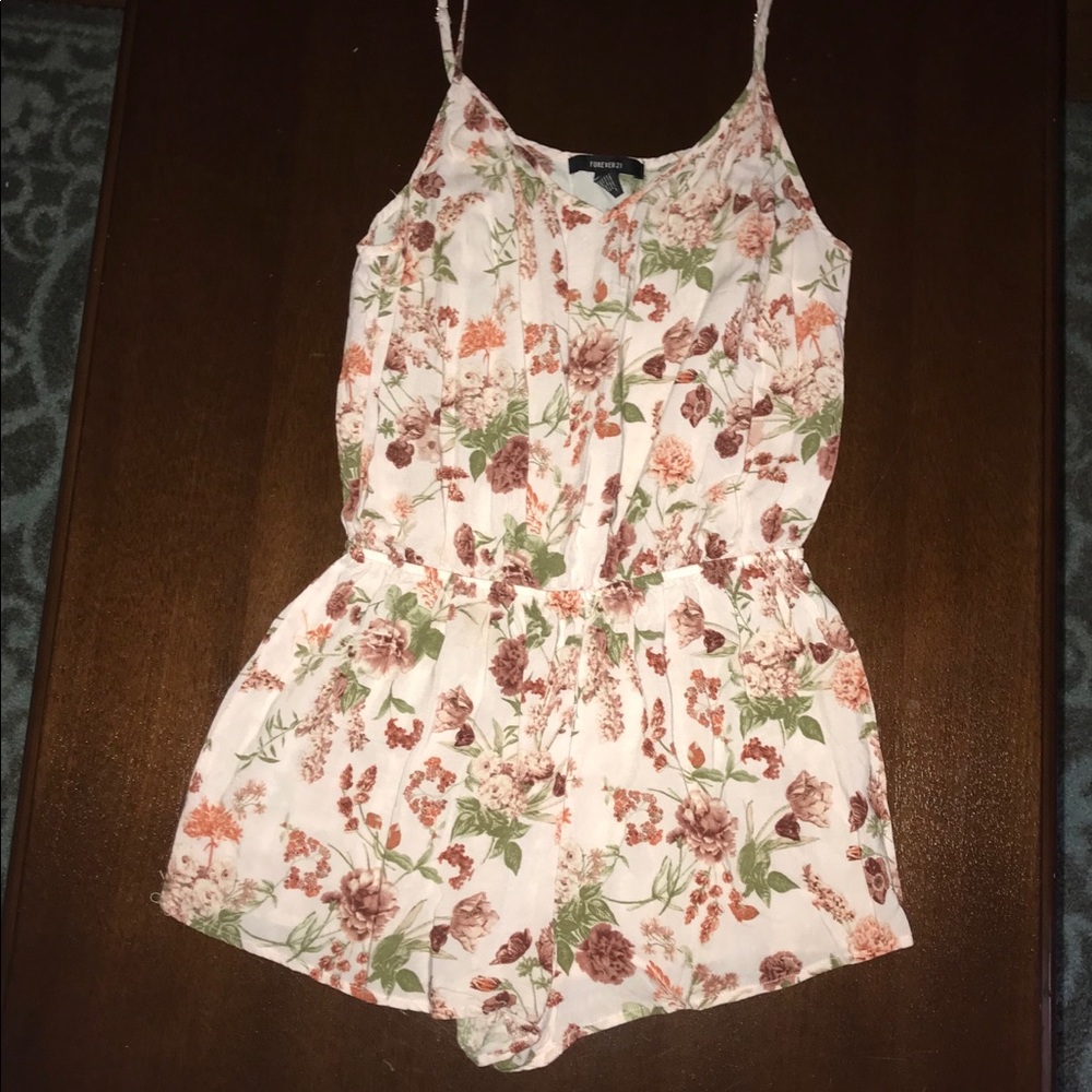 Forever 21 Floral Romper - Picture 1 of 1